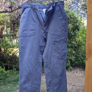 Mountain Hardware Gray Pants Size 34/32